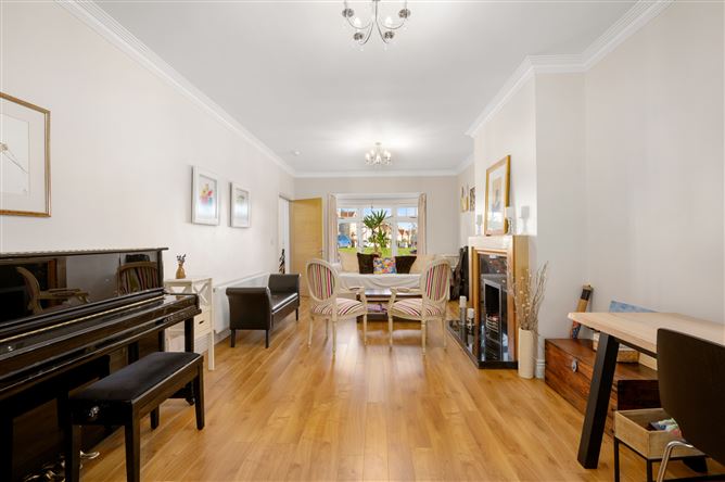 37 Laburnum Avenue, Forest Hill, Carrigaline, Cork