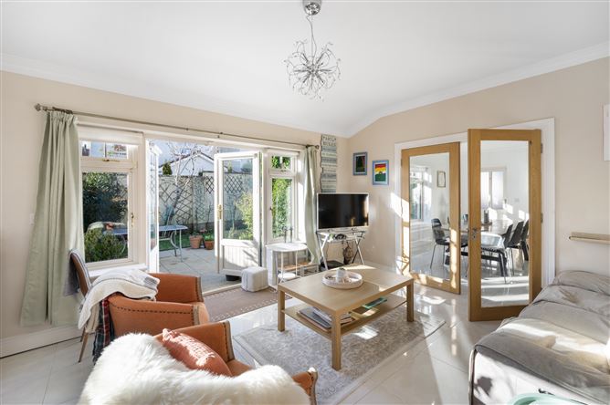 37 Laburnum Avenue, Forest Hill, Carrigaline, Cork