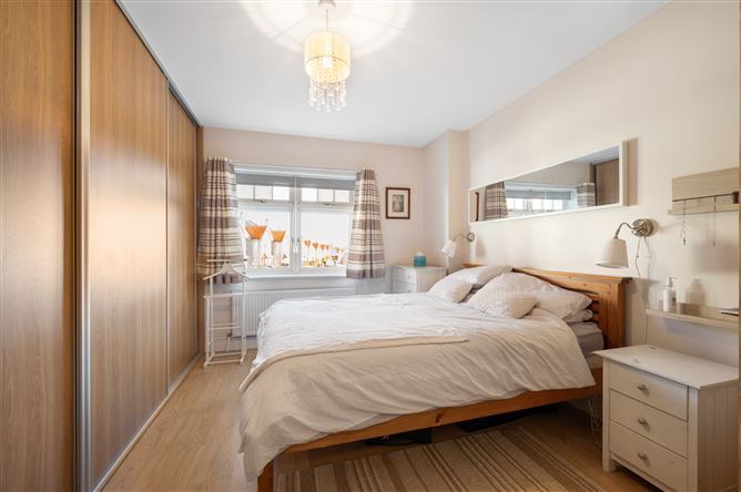 37 Laburnum Avenue, Forest Hill, Carrigaline, Cork