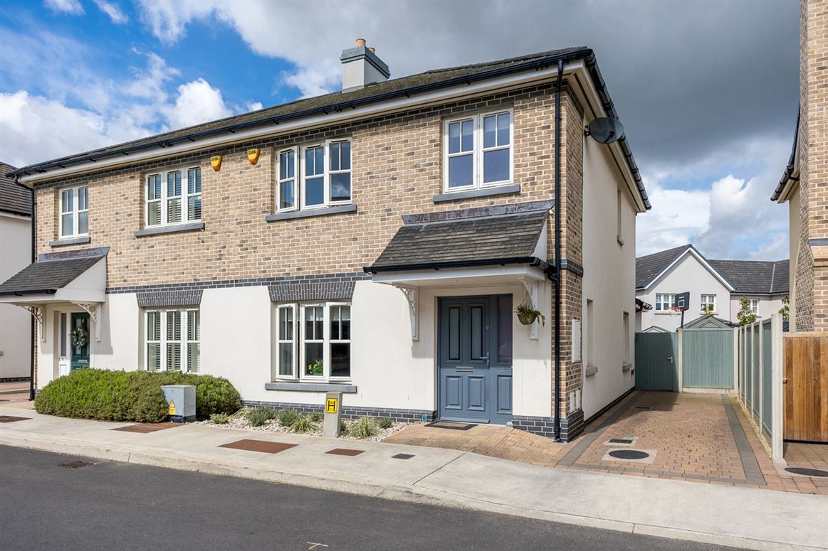 5 The Drive, St. Marnocks Bay, Portmarnock, County Dublin