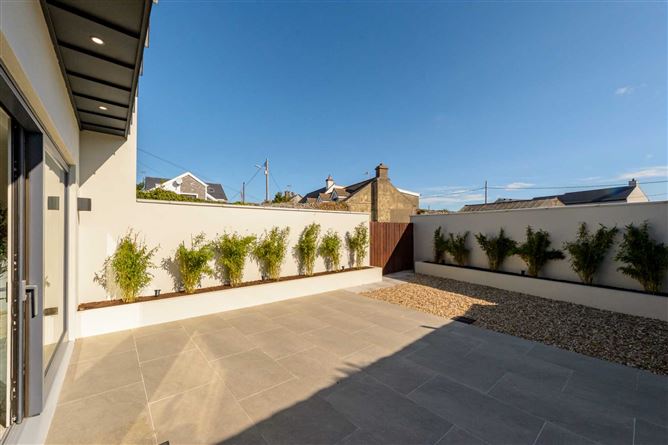 6 Strand Street, Skerries, County Dublin