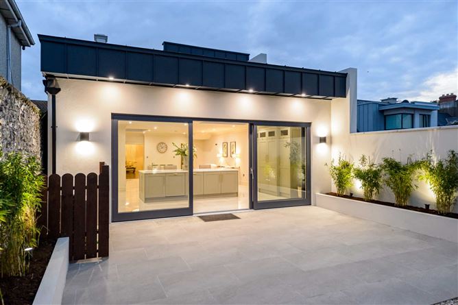 6 Strand Street, Skerries, County Dublin