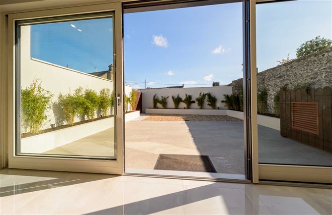 6 Strand Street, Skerries, County Dublin