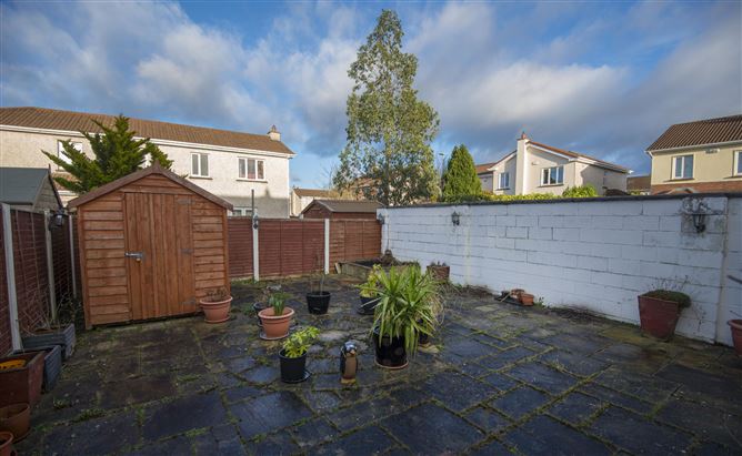 64 Castle Riada Avenue, Lucan, Dublin