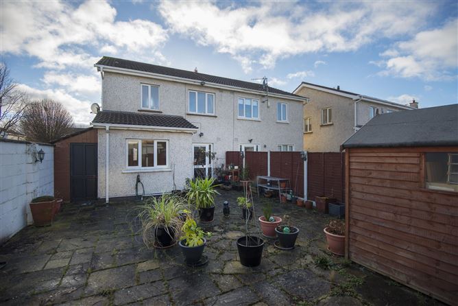 64 Castle Riada Avenue, Lucan, Dublin