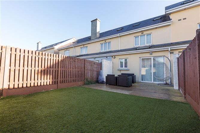 25 St Edmunds Park, Lucan,   County Dublin