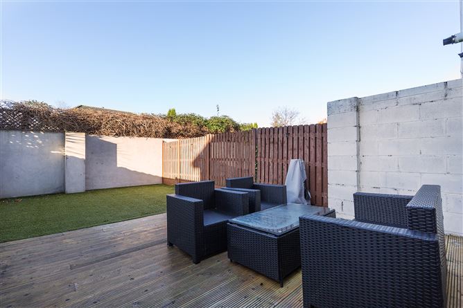 25 St Edmunds Park, Lucan,   County Dublin