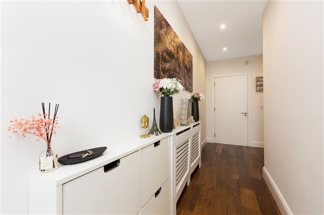25 St Edmunds Park, Lucan,   County Dublin