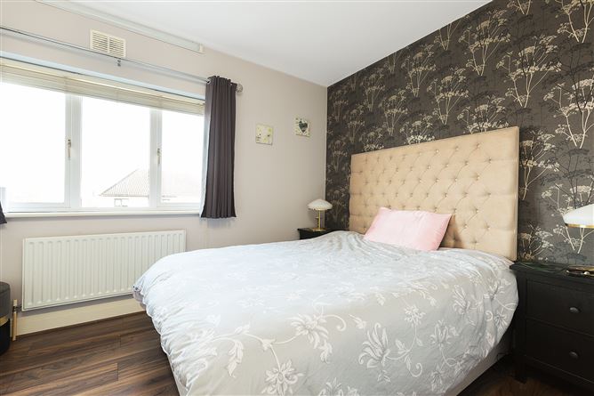 25 St Edmunds Park, Lucan,   County Dublin