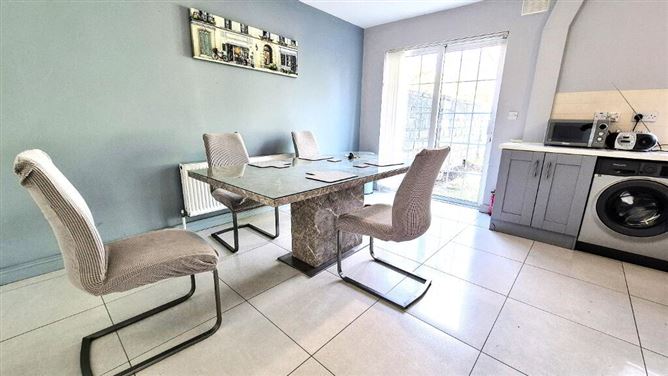 18 Deerpark View, Baltinglass, Wicklow