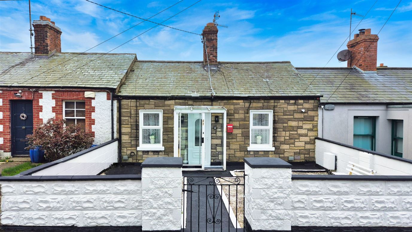 47 Saint Peters Terrace, Howth,   County Dublin