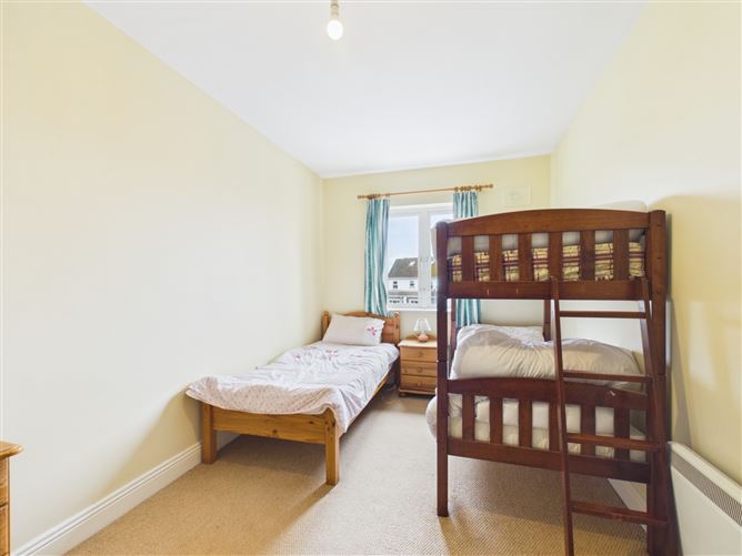 Photo 8 of 11 — 520 Kilkee Bay Apartments, Kilrush Road, Kilkee, Co. Clare.