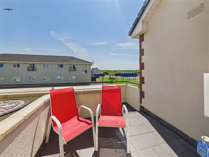 Photo 10 of 11 — 520 Kilkee Bay Apartments, Kilrush Road, Kilkee, Co. Clare.