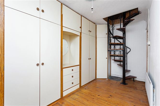 2 Griffith Terrace, Earl Street South, South City Centre, Dublin 8