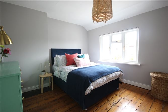 1 Smyths Gardens, York Road, Dunlaoghaire, Co. Dublin