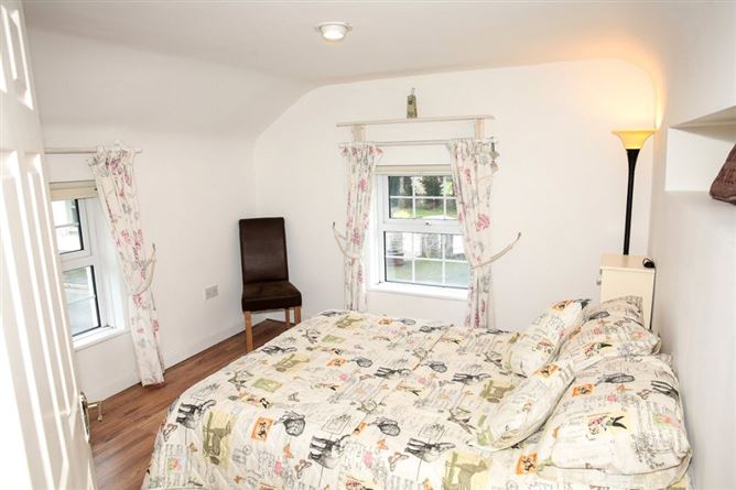 Teach Cuinne, Dungarvan Village, Gowran, Co. Kilkenny