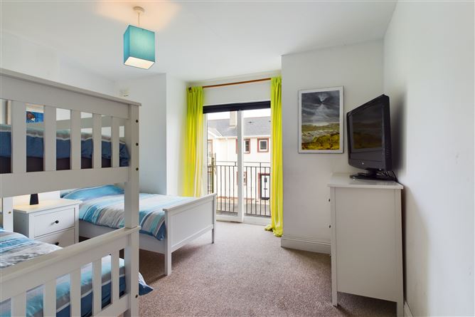 22 Seacliff, Dunmore East, Waterford