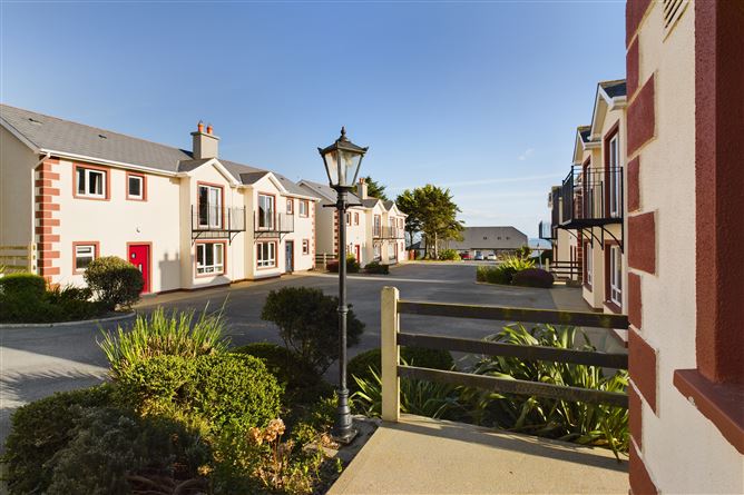 22 Seacliff, Dunmore East, Waterford