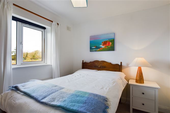 22 Seacliff, Dunmore East, Waterford