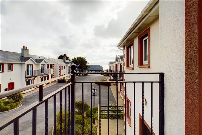 22 Seacliff, Dunmore East, Waterford