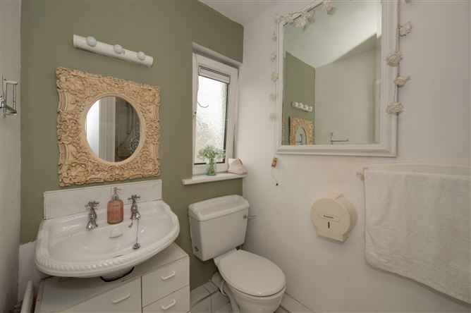 11 Fernwalk, Greenfields, Ballincollig, Co. Cork