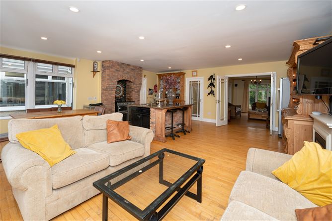 11 Fernwalk, Greenfields, Ballincollig, Co. Cork