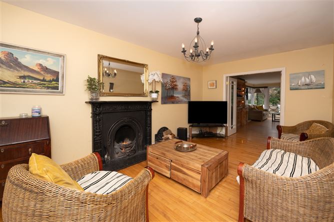 11 Fernwalk, Greenfields, Ballincollig, Co. Cork