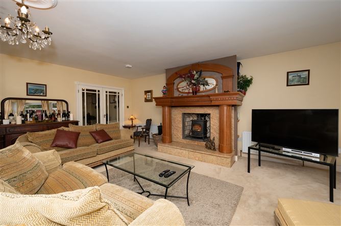 11 Fernwalk, Greenfields, Ballincollig, Co. Cork