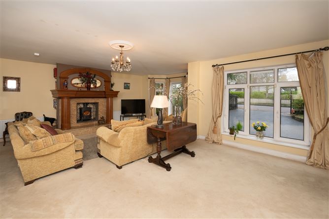 11 Fernwalk, Greenfields, Ballincollig, Co. Cork