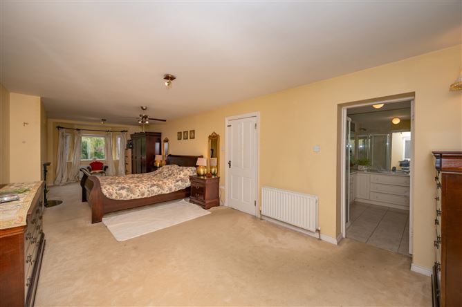 11 Fernwalk, Greenfields, Ballincollig, Co. Cork