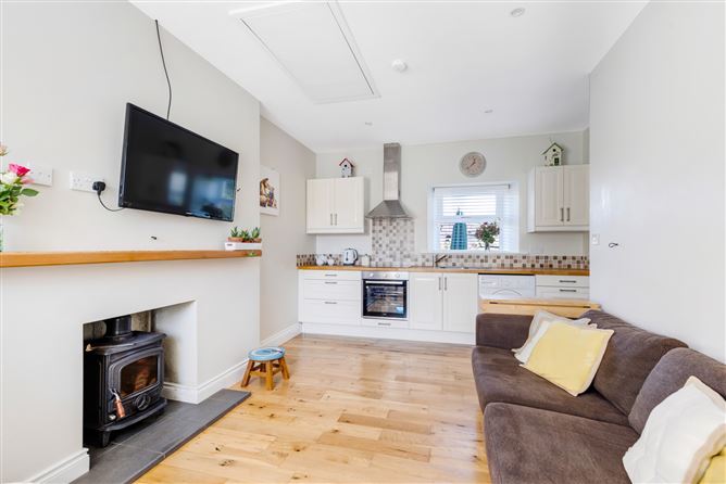 The Three Bears Cottage, Seneschalstown, Beauparc, Navan
