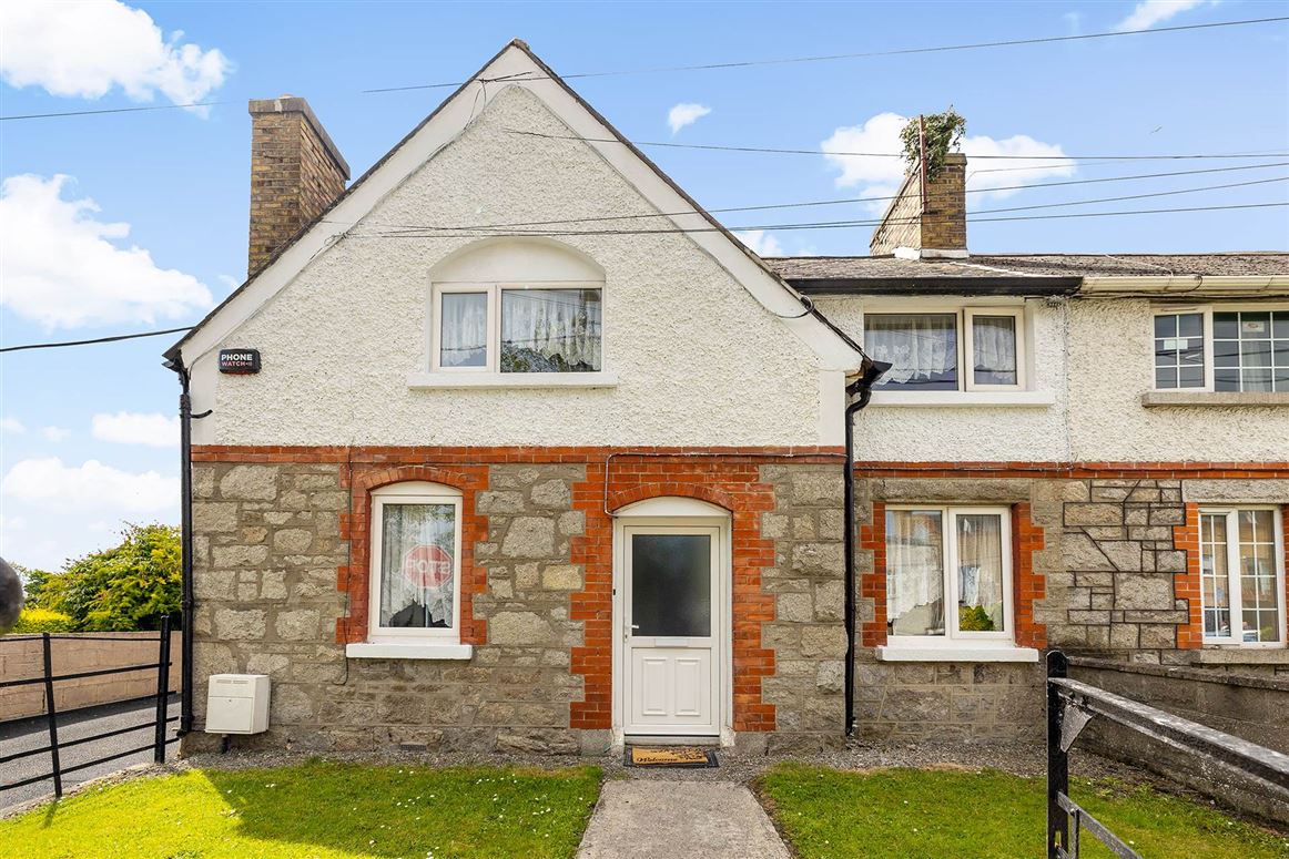 1 Woodfarm Cottages, Old Lucan Road, Dublin 20, County Dublin