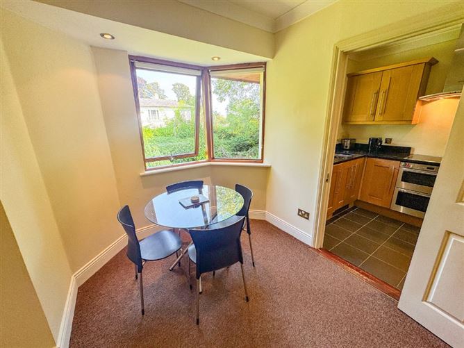 10 Beauparc Downs, Monkstown Valley, Monkstown, County Dublin