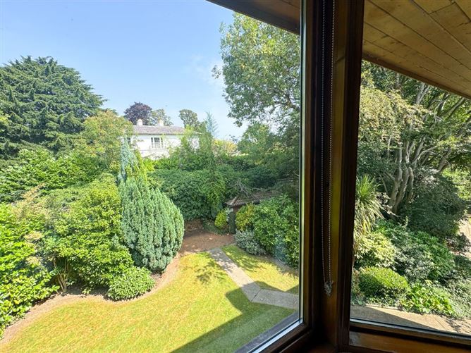 10 Beauparc Downs, Monkstown Valley, Monkstown, County Dublin