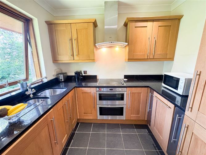 10 Beauparc Downs, Monkstown Valley, Monkstown, County Dublin