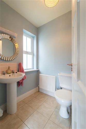 36 Cois Chnoic, Dingle, Kerry