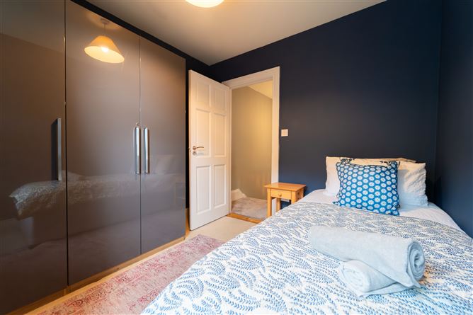 36 Cois Chnoic, Dingle, Kerry