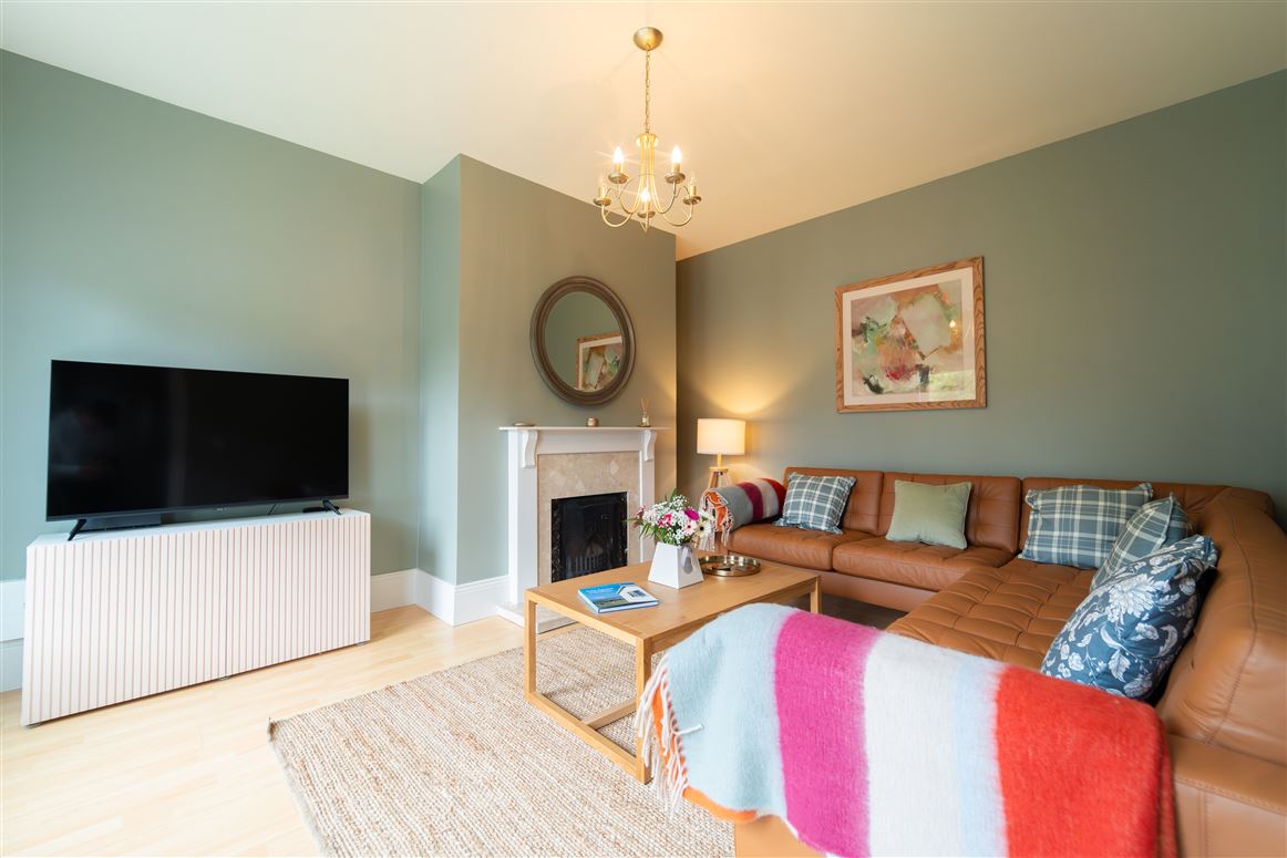 36 Cois Chnoic, Dingle, Kerry