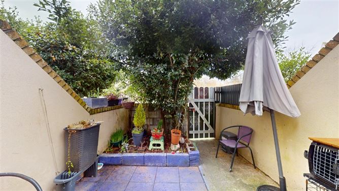 38 The Crescent, Ongar Village, Ongar, Dublin 15