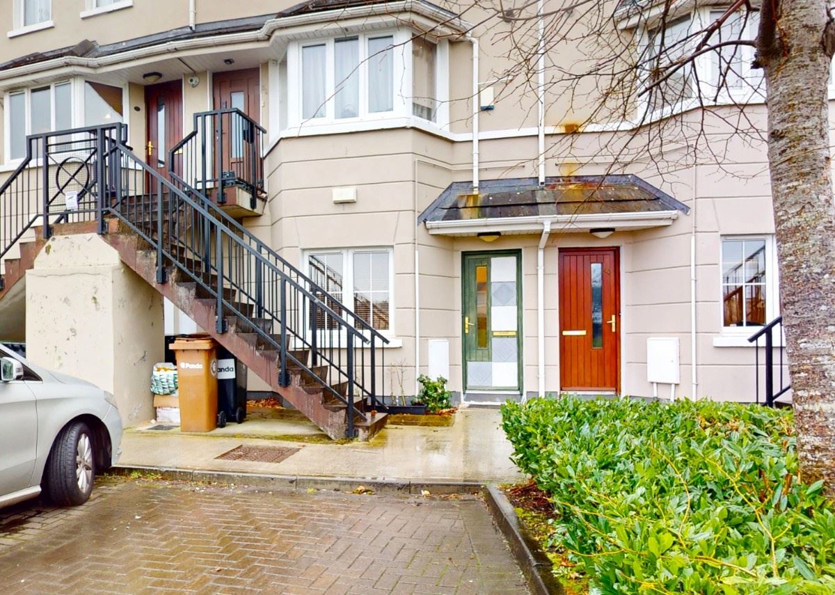 38 The Crescent, Ongar Village, Ongar, Dublin 15