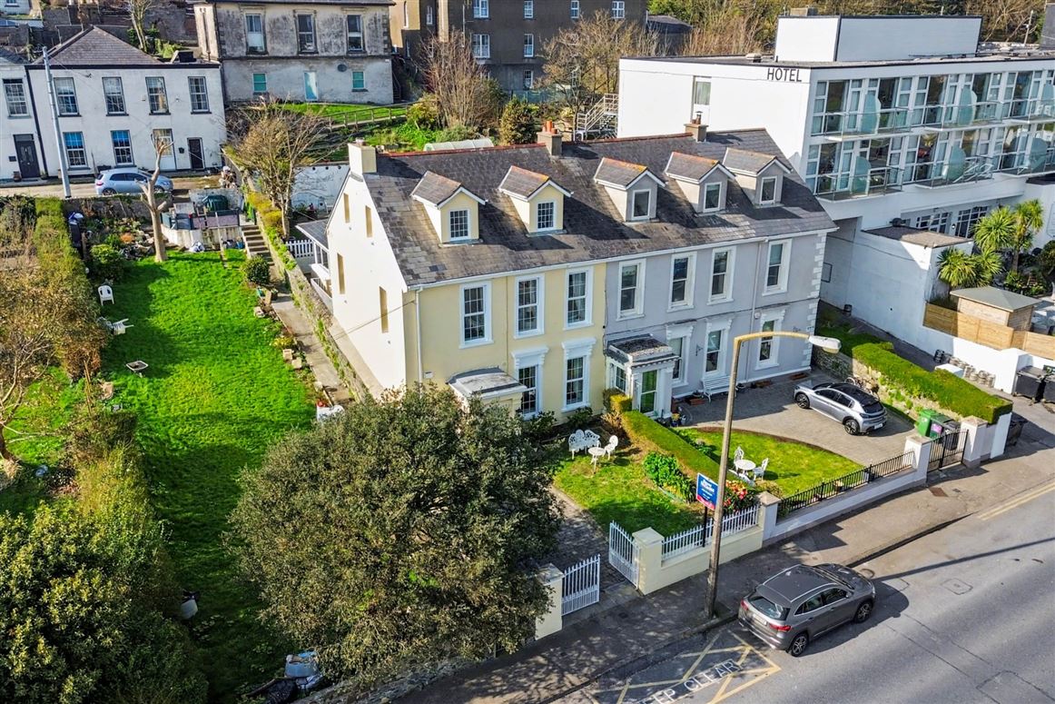 Atlantic Breeze, 2 Lower Branch Road, Tramore, Co. Waterford