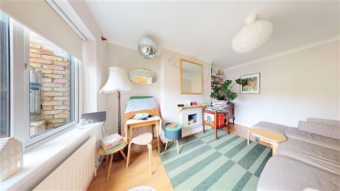 33 Bellevue Park Avenue, Booterstown, Blackrock, Dublin