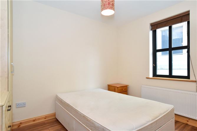 1 Lenaboy Avenue, Salthill, Galway