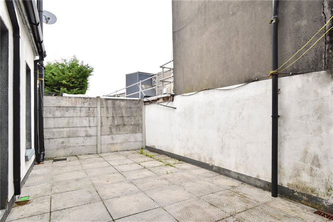 1 Lenaboy Avenue, Salthill, Galway