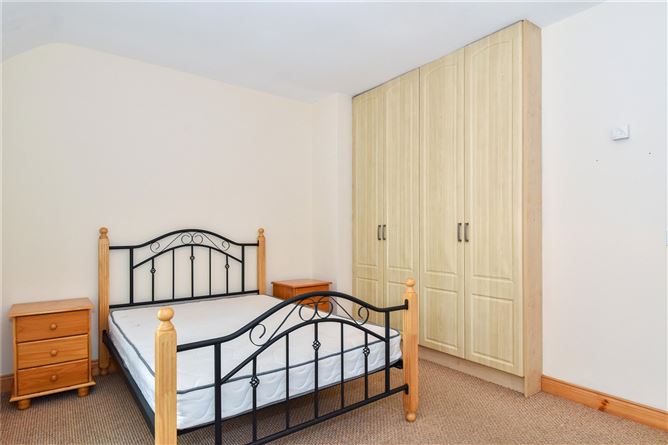 1 Lenaboy Avenue, Salthill, Galway