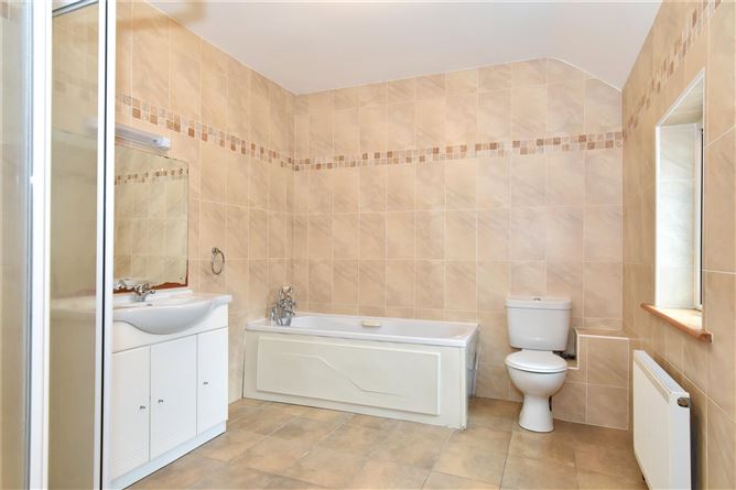 1 Lenaboy Avenue, Salthill, Galway