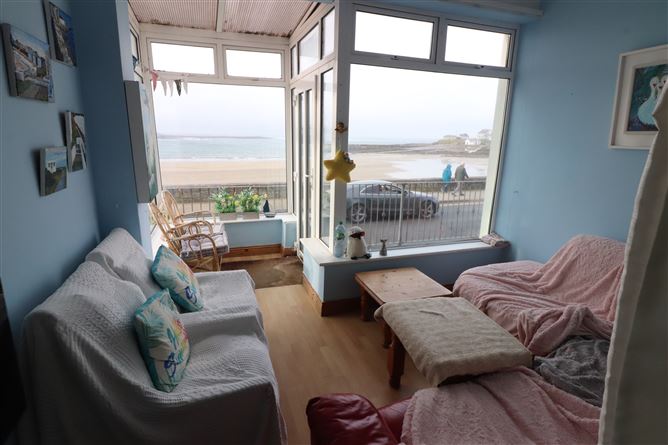 8 The Thomond, Strand Line, Kilkee, Clare