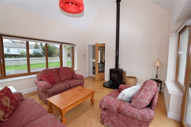 Rahardrum, Virginia, Cavan