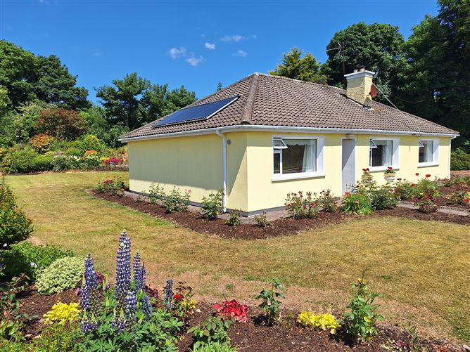 Monallig, Carrigadrohid, Cork