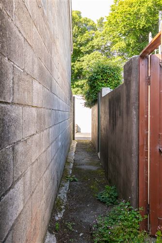 3 Westminster Court, Foxrock,   Dublin 18